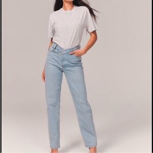 ◾️Abercrombie and Fitch The Dad High Rise Jean